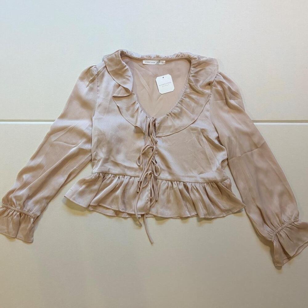 NWT Altar'd State Light Pink Ruffle Tie Front Blouse Large